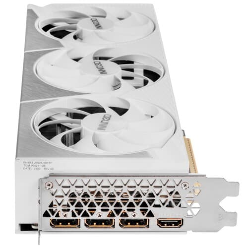 Inno3D Видеокарта Inno3D GeForce RTX 5080 X3 OC WHITE [N50803-16D7X-17605211], фото 3